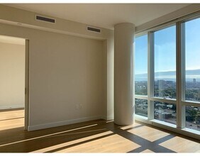 188 Brookline Ave, Unit 23h in Boston, MA - Foto de edificio - Building Photo