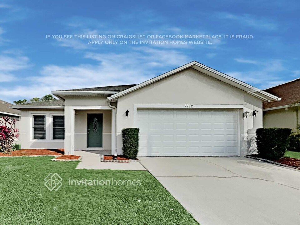 2232 Blackwood Dr in Mulberry, FL - Building Photo