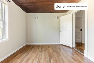 47 Wallingford Rd in Boston, MA - Building Photo - Building Photo