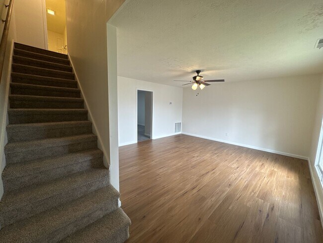 109 Lakeview Dr in Paducah, KY - Building Photo - Building Photo