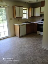 739 NC-24 in Kenansville, NC - Building Photo - Building Photo