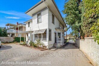 509 W Olive Ave in Redlands, CA - Building Photo - Building Photo