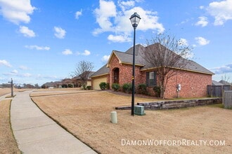 103 Kempen Ln in Madison, MS - Building Photo - Building Photo