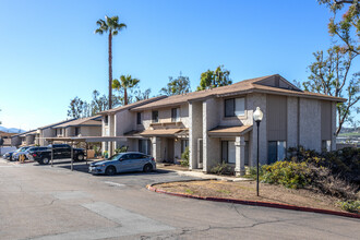 Greystone Ridge Townhomes in Santee, CA - Building Photo - Building Photo