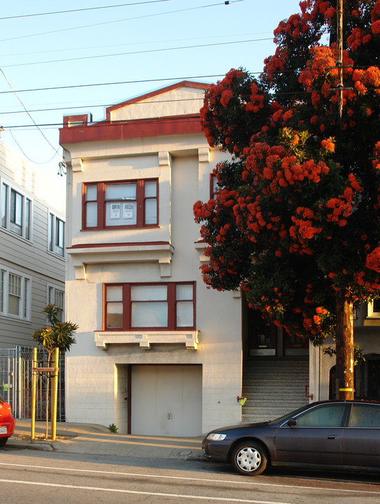 630-634 Cabrillo St in San Francisco, CA - Building Photo