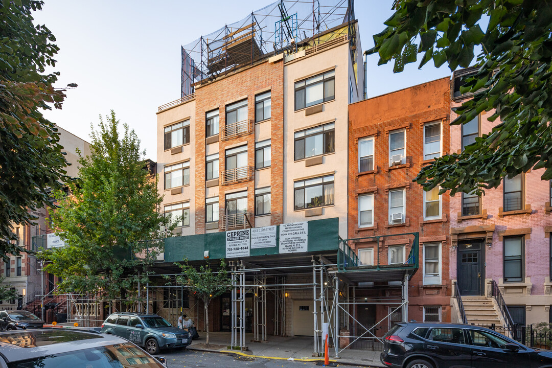 416 E 117th St in New York, NY - Building Photo