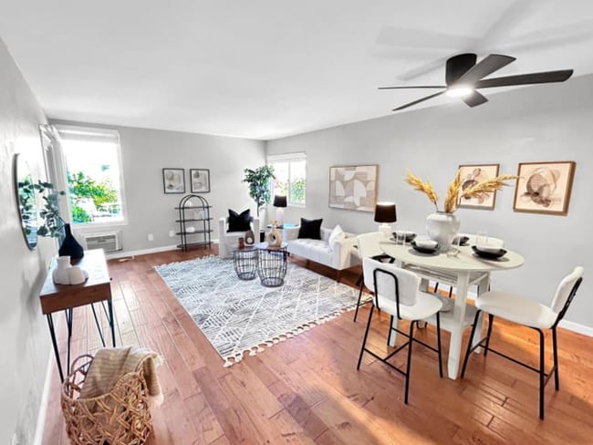 property at 6675 Mission Gorge Rd