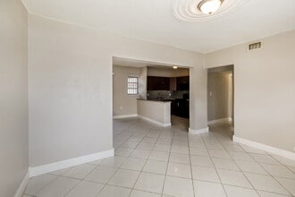 10255 SW 172nd St in Miami, FL - Building Photo - Building Photo