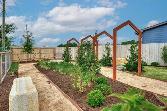 8444 Adelaide Dr in Temple, TX - Building Photo - Building Photo