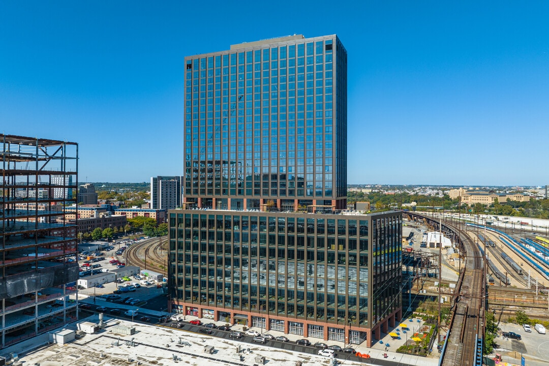 Avira in Philadelphia, PA - Foto de edificio