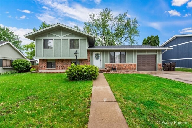 property at 605 Dartmoor Dr