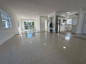 404 SE 14th St in Fort Lauderdale, FL - Building Photo - Building Photo