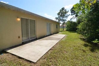 219 East 12th Street in Lehigh Acres, FL - Building Photo - Building Photo