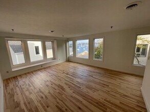 65 Front St in Marblehead, MA - Building Photo - Building Photo