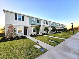 13215 Forge Ave in Parrish, FL - Building Photo