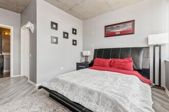 659 W Randolph St in Chicago, IL - Building Photo - Building Photo