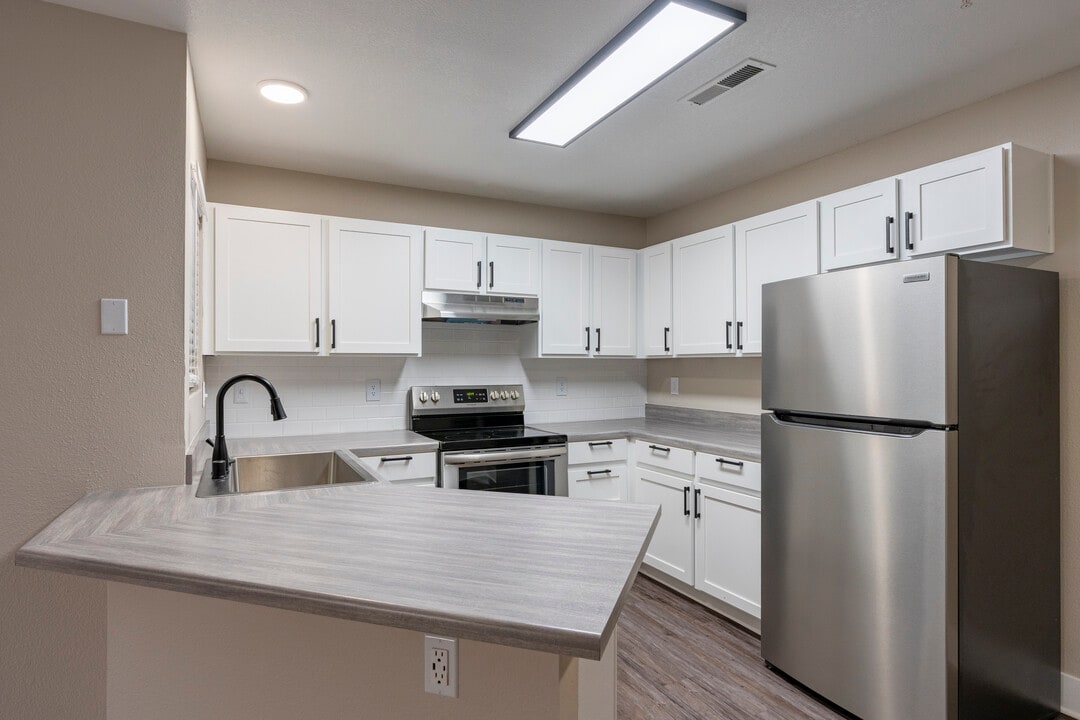 Elevate at 4400 in Sun Valley, NV - Building Photo