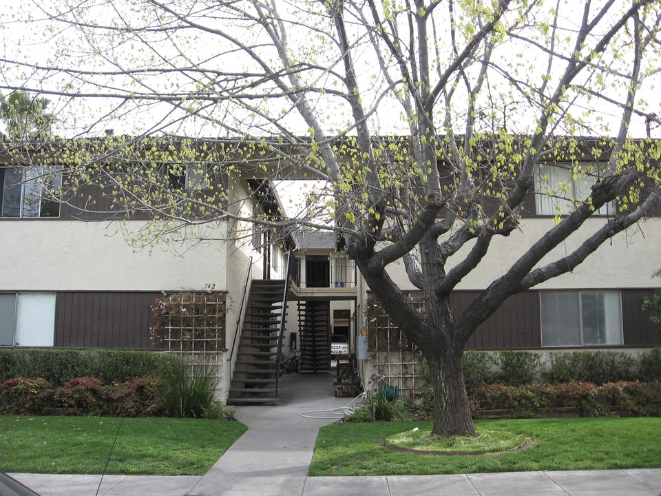 742 S. 9th St. Apartments in San Jose, CA - Building Photo