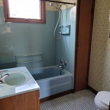 2460 Grand Ave, Unit #2 in Niagara Falls, NY - Building Photo - Building Photo