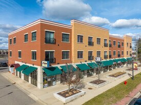 561 N Pontiac in Walled Lake, MI - Building Photo