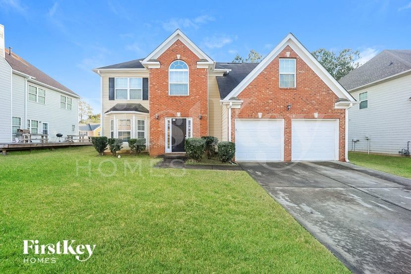 5190 Upper Elm St in Atlanta, GA - Foto de edificio