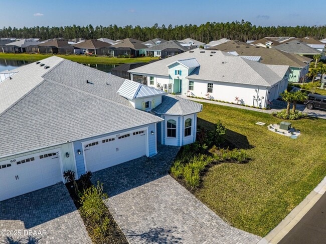 621 Beach Bum Blvd in Daytona Beach, FL - Foto de edificio - Building Photo