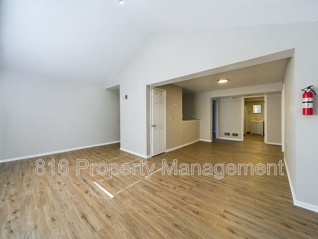 property at 5722 Norton Ave