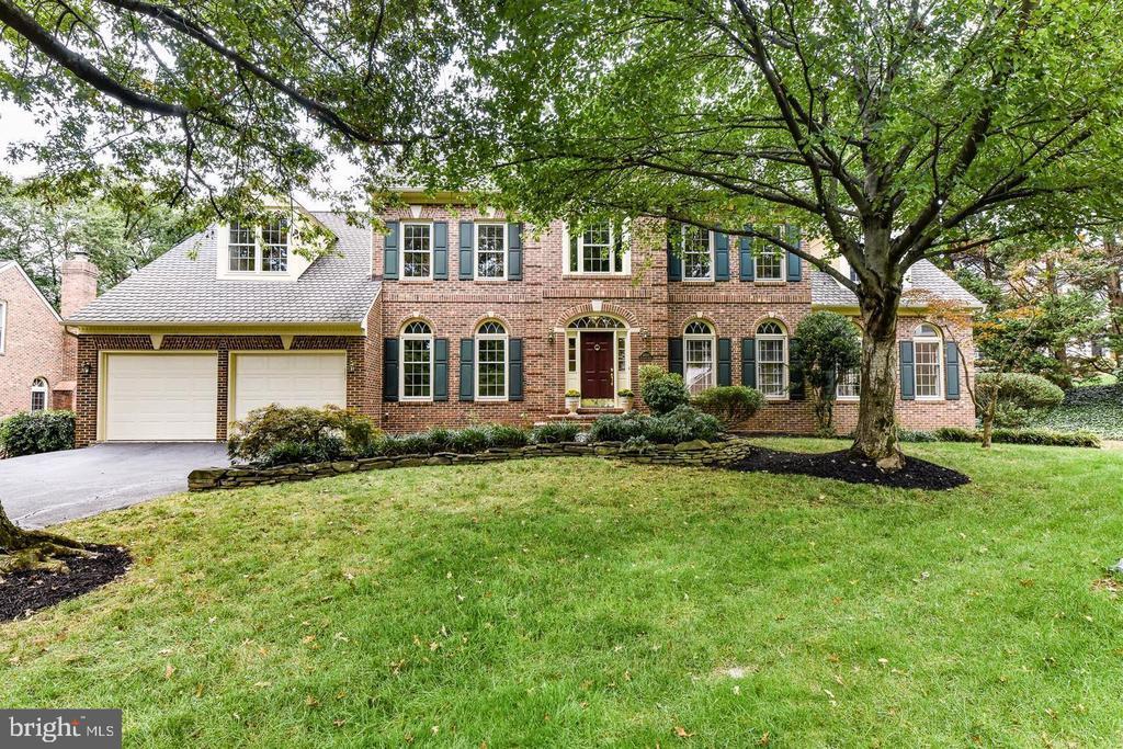 3600 Paramount Rd in Fairfax, VA - Building Photo