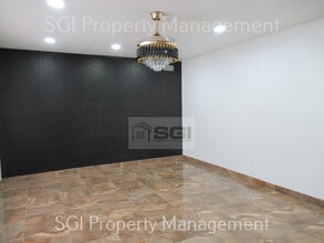 4141 W Diana Ave in Phoenix, AZ - Building Photo - Building Photo
