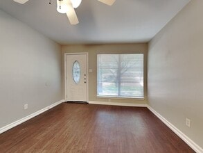 1734 Buena Vista St in Mesquite, TX - Building Photo - Building Photo