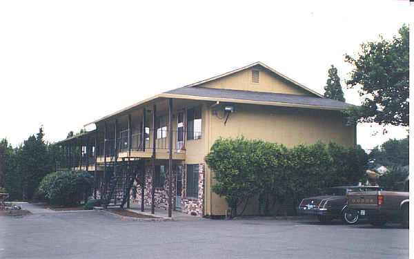 Beacon Manor in Portland, OR - Foto de edificio - Building Photo