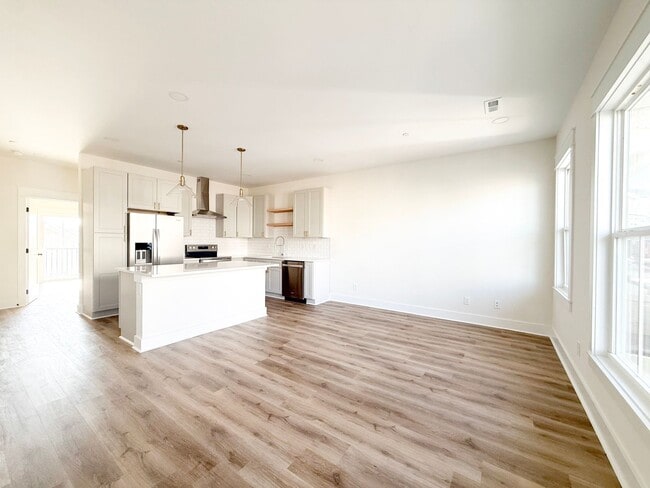 1334 Meridian St in Cookeville, TN - Building Photo - Building Photo