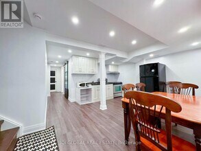 101 Gable Ave in Markham, ON - Building Photo - Building Photo