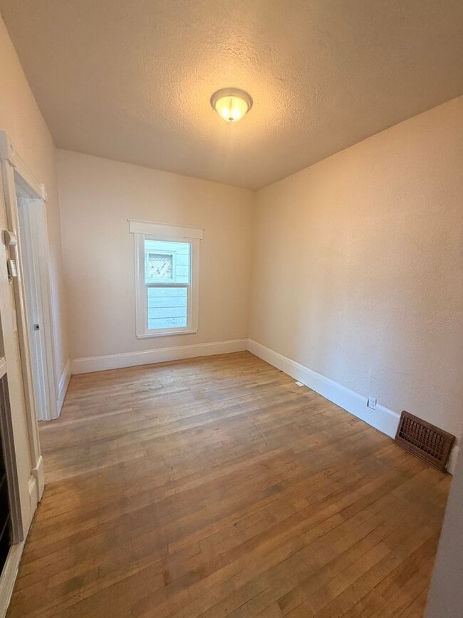 223 N Alabama St in Butte, MT - Building Photo - Building Photo