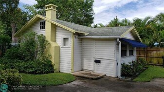 104 NE 4th Ave in Delray Beach, FL - Building Photo
