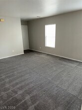 7573 Hope Valley St in Las Vegas, NV - Building Photo - Building Photo