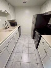 1502 S Boulder Ave, Unit 12 E in Tulsa, OK - Building Photo - Building Photo