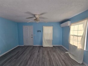 1547 Center St in Fayetteville, NC - Building Photo - Building Photo