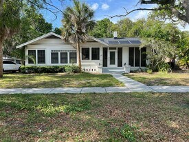 228 President St in Dunedin, FL - Building Photo
