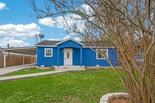 12906 Gladden Dr in Houston, TX - Building Photo - Building Photo