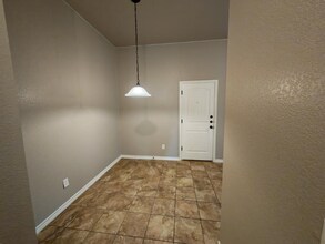 701 Sladecek Dr in Killeen, TX - Foto de edificio - Building Photo