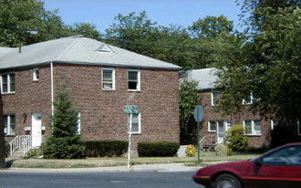 1471-1475 Teaneck Rd Apartments