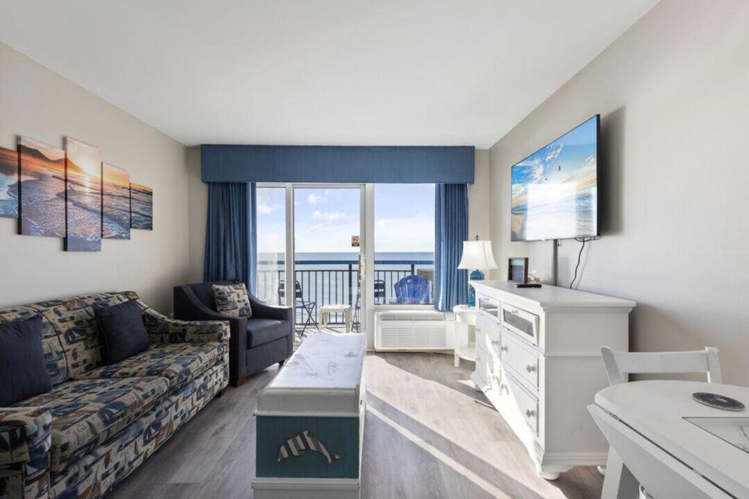 2300 N Ocean Blvd in Myrtle Beach, SC - Building Photo