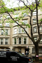 25 W 90th St in New York, NY - Building Photo - Building Photo