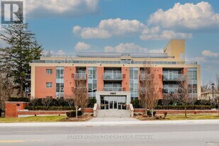 8302 Islington Ave. in Vaughan, ON - Building Photo