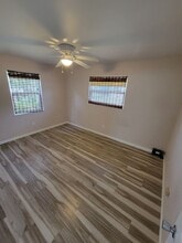 250 37th St N in St. Petersburg, FL - Building Photo - Building Photo