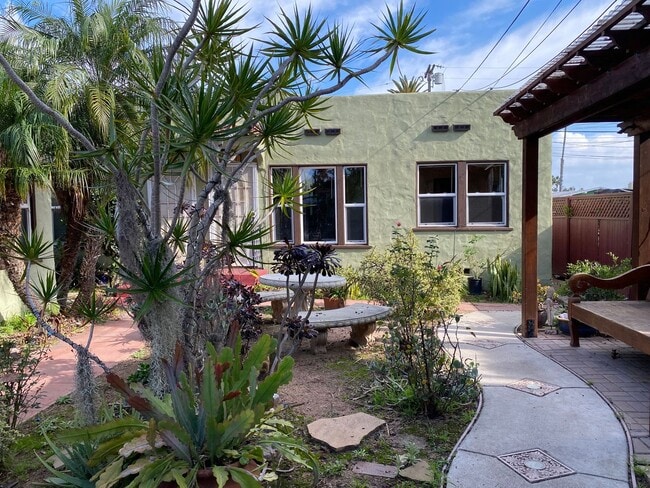 4637-4645 Park Blvd in San Diego, CA - Building Photo - Building Photo