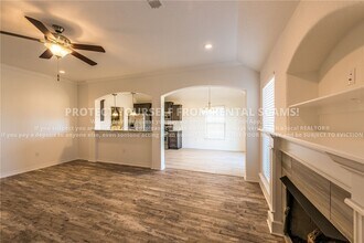 4530 W Divide Dr in Fayetteville, AR - Building Photo - Building Photo