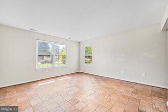 7520 Rhode Island Ave in College Park, MD - Building Photo - Building Photo