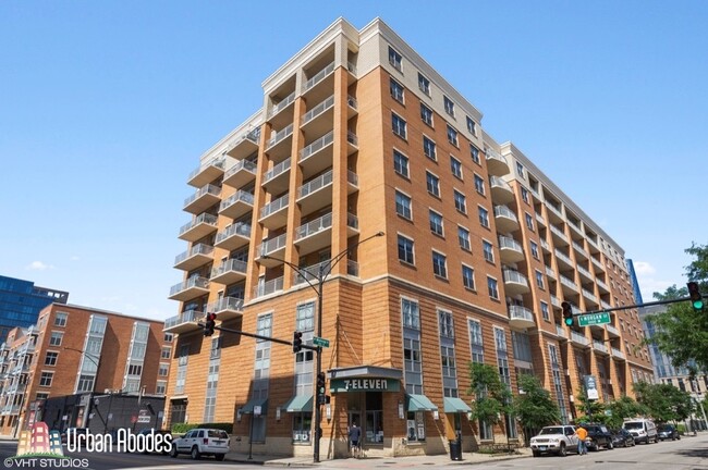 950 W Monroe St in Chicago, IL - Building Photo - Building Photo